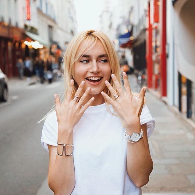 Il y a toujours une bonne raison pour être heureux 😀 —> www.phebusandco.com New Collection ✨